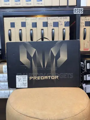 New Laptop Acer Predator Helios Neo 14 16GB Intel Core Ultra 7 SSD 1T