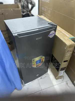 Glamstar 90l Ultra-Reliable Mini Refrigerator