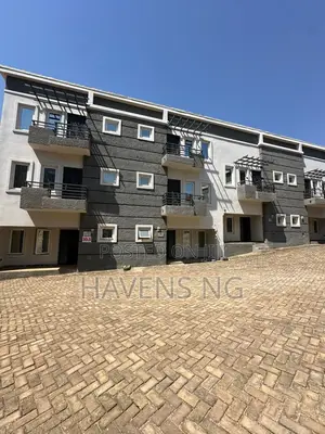 3bdrm Duplex in Apo Resettlement for sale