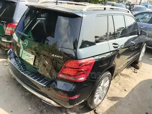 Mercedes-Benz GLK-Class Base GLK 350 4dr 4x2 (3.5L 6cyl 7A) 2015 Black