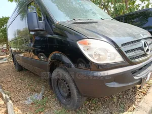 Mercedes-Benz Sprinter 2012 Black