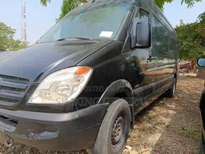 Mercedes-Benz Sprinter 2012 Black