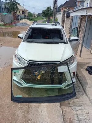Toyota Highlander 2015 Windscreen Glass Available