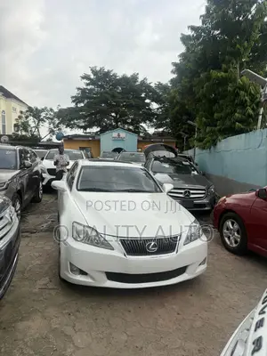 Lexus IS 250 4WD 2009 White