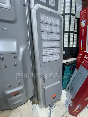 Solar Street Light 300watts 6lines P2