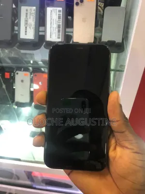 New Apple iPhone 11 128 GB Black