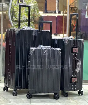 Solid Executive Aluminum Traveling Luggage 3 In1