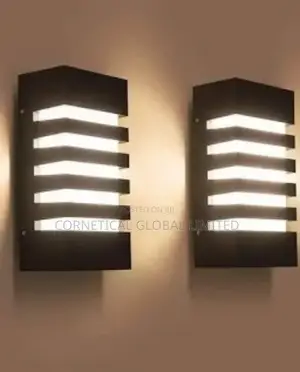 Modern Quality Outdoor Wall Bracket Lights