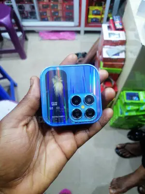 New Maxfone V6