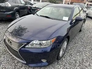 Lexus ES 2013 Blue