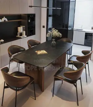 Luxurious Dining Set