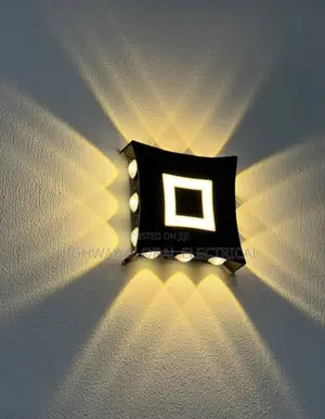 Very Bright Multiple Eye Outdoor Wall Light