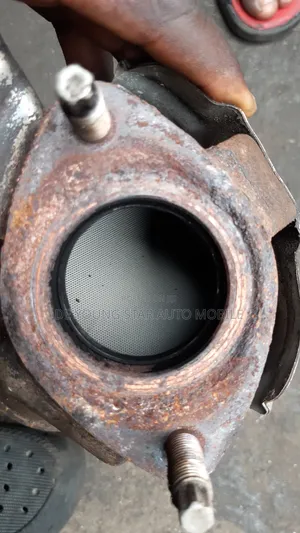Front Engine Catalyst for Toyota Highlander 2018 Model