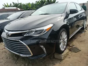 Toyota Avalon Limited 4dr Sedan (3.5L 6cyl 6A) 2014 Black