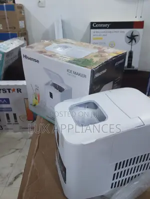 High-Capacity Hisense Ice Cube Maker