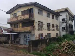 10bdrm Block of Flats in Mokola, Ibadan North West for sale