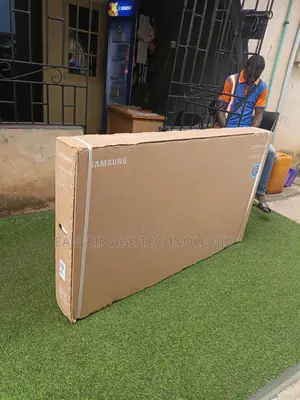 Samsung 65" Smart Tv + Free Hdmi Cable Surge Protector