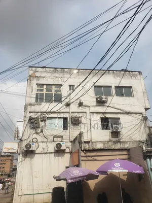 Commercial Plaza Measuring 530sqm