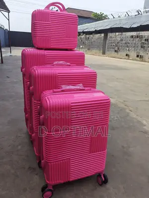 High Quality Plastic Traveling Box.