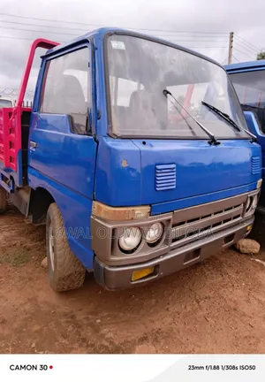 Nigeria Used Nissan Cabstar Petrol Engine 2000 Blue