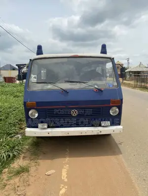 Volkswagen LT 1999 Blue