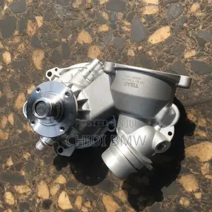 BMW E60 E70 X5 V8 Water Pump