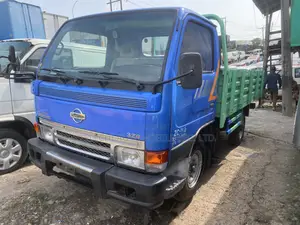 Nissan Pickup