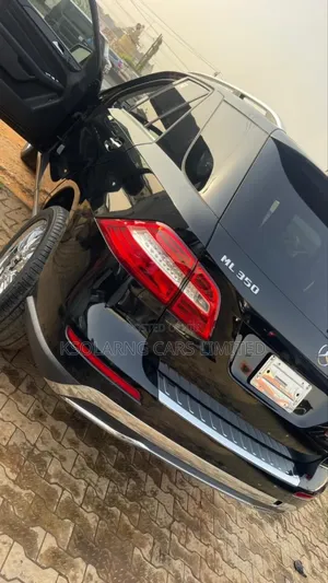 Mercedes-Benz M Class ML350 4dr SUV (3.5L 6cyl 7A) 2015 Black
