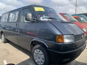Volkswagen Transporter 2002 Grey