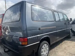 Volkswagen Transporter 2002 Grey
