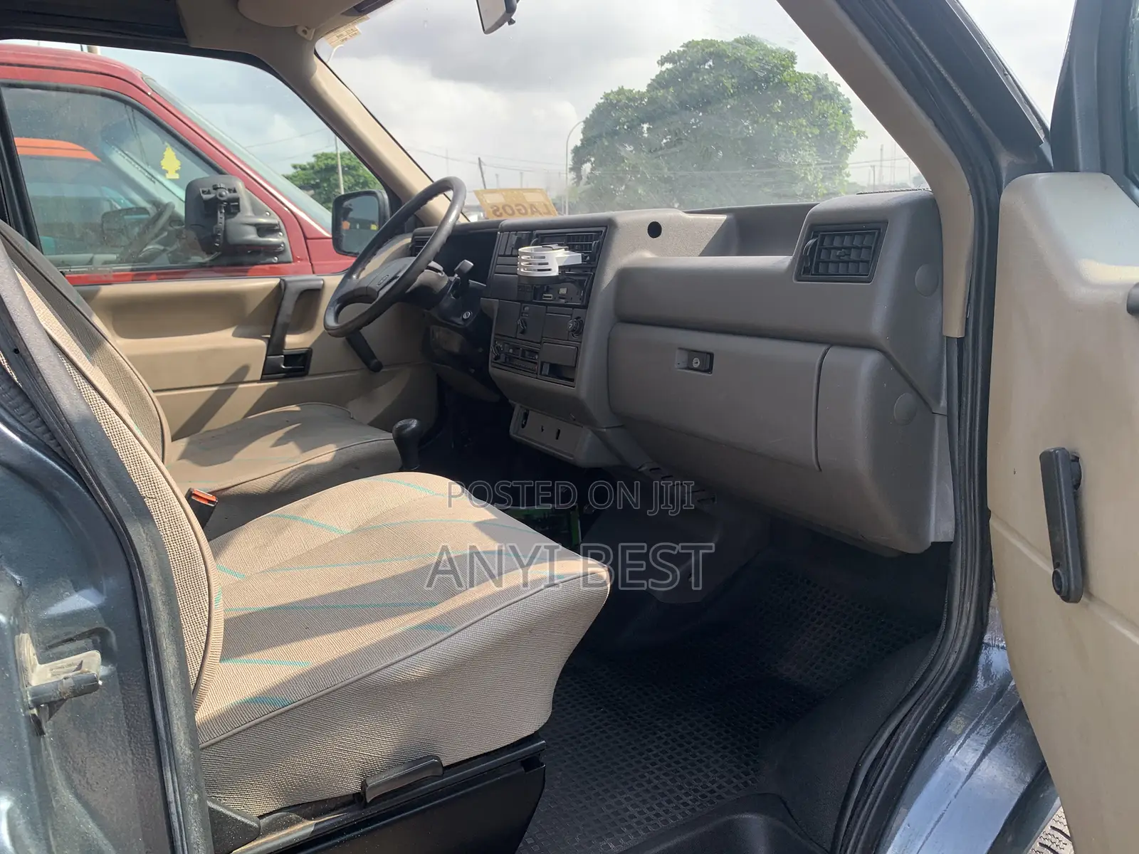 Volkswagen Transporter 2002 Grey