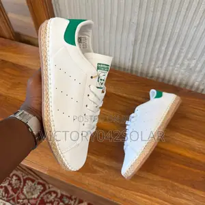 *Clot X Adidas Stan Smith*