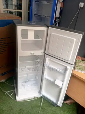 Brand New Skyrun 138l Double Door Fridge – Vegetable Crisper