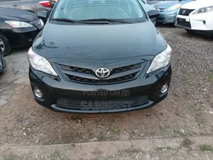 Toyota Corolla 2012 Black