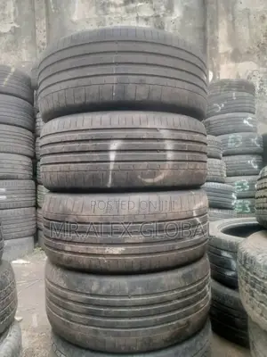 285/40/22 Continental Four Uniform Highest Grade