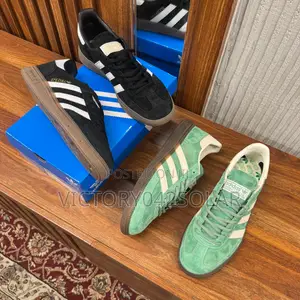 *Adidas Handball Spezial*
