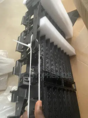 Ford F-150 Front Grille Seating Shutter 2015 2016 2017 2018
