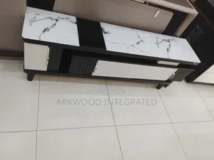 Foreign Made Extendable Tv Stand /Console