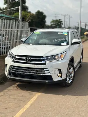 Toyota Highlander Limited 4x2 V6 (3.5L 6cyl 8A) 2018 White