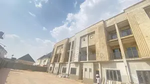 4bdrm Townhouse/Terrace in Kado for sale