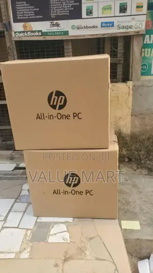 Desktop Computer HP 200 G4 All-in-One 8GB Intel Core I5 HDD 500GB