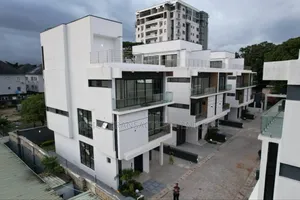 4bdrm Duplex in Old Ikoyi for rent