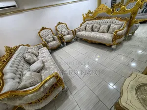 C Class in a Sofa Set