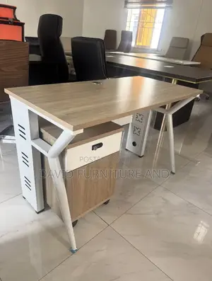 Contemporary Office Desk
