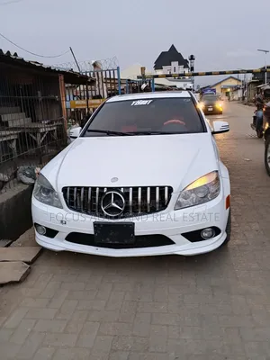Mercedes-Benz C300 2010 White