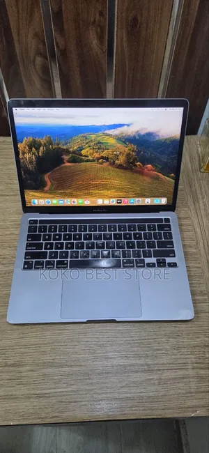 Laptop Apple MacBook Pro 2020 8GB Apple M1 Pro SSD 256GB