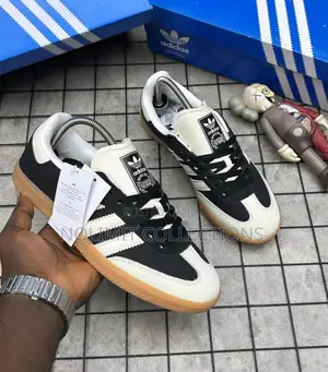 Adidas Sporty Sneakers