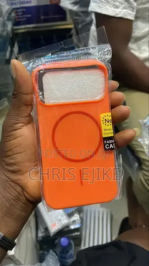 Xr to 17 Pro Pouch