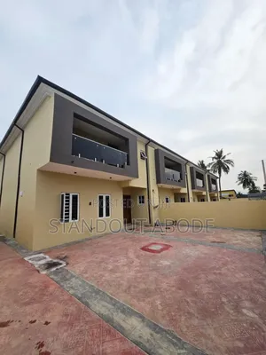 4bdrm Duplex in In An Estate, Dopemu for sale