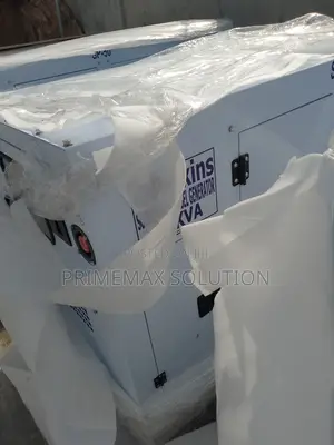 Original Perkins 20 Kva Soundproof Generator (404d-22g)